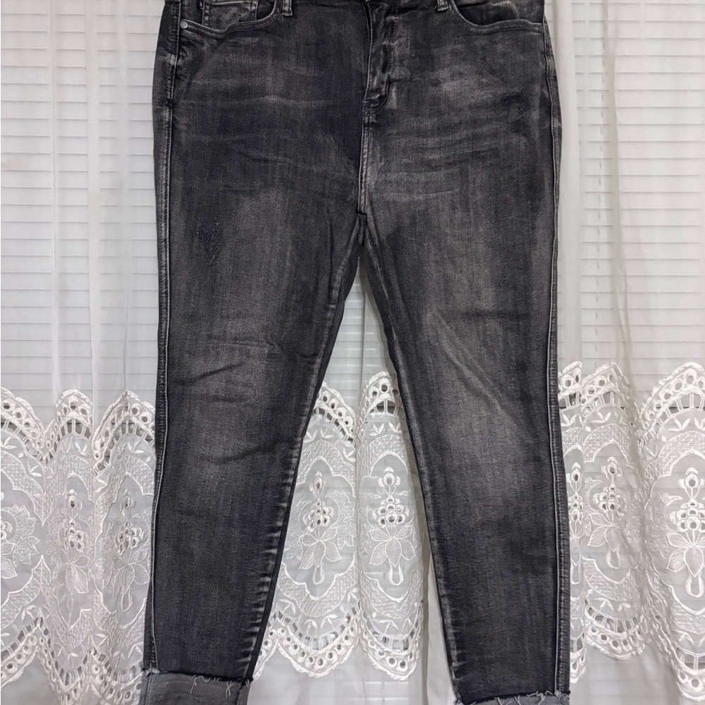 Judy Blue Charcoal Ankle Jeans